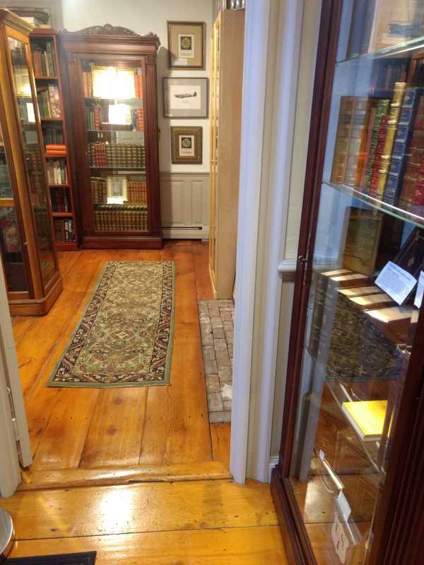 Store Glass Cases